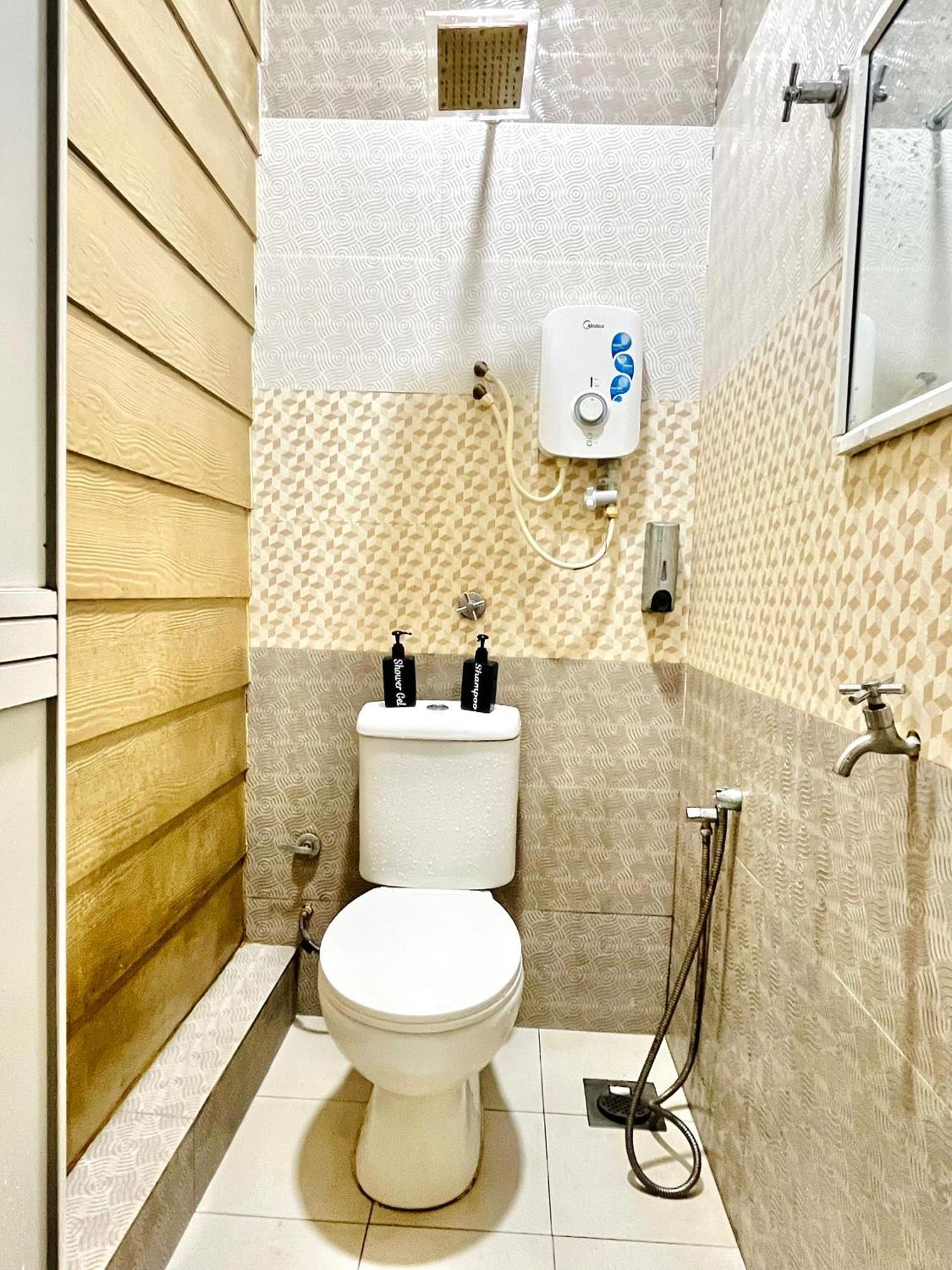 Suza Hostel Tumpat Ngoại thất bức ảnh