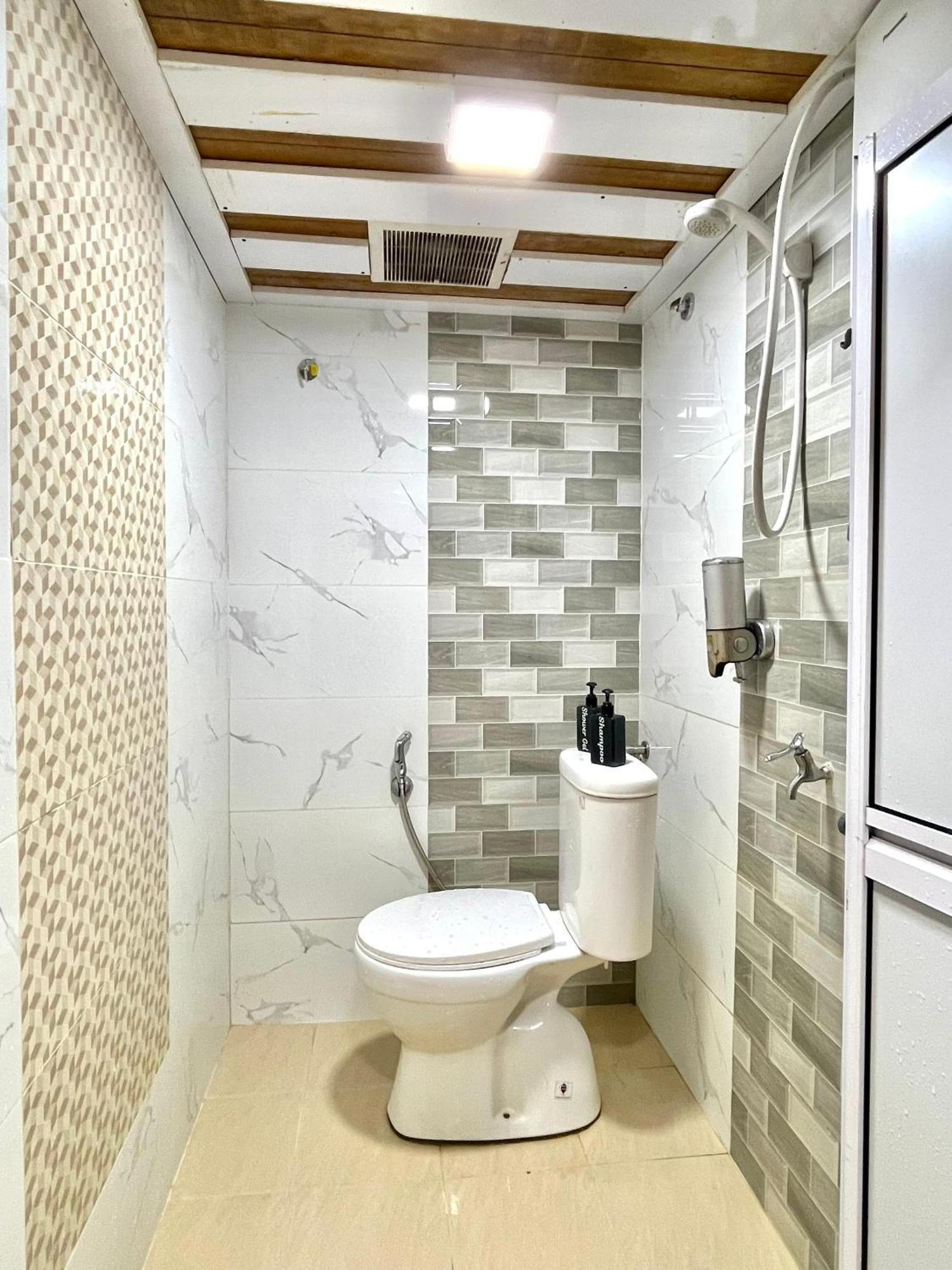 Suza Hostel Tumpat Ngoại thất bức ảnh